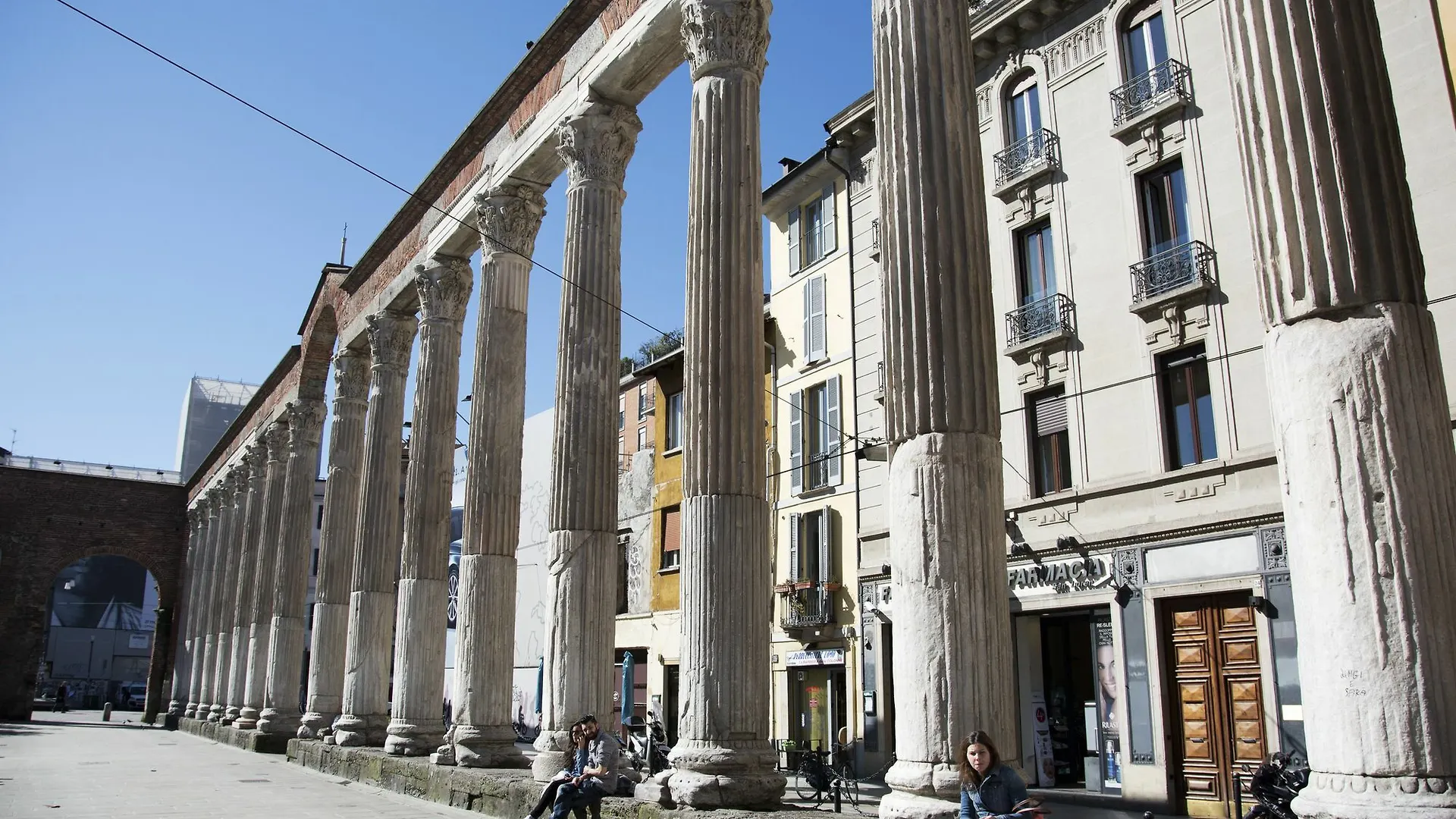 Hintown S. Lorenzo Arcade Μιλάνο 0*,
